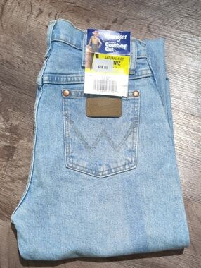 Wrangler Light Blue High Rise Cowboy Cut Jeans